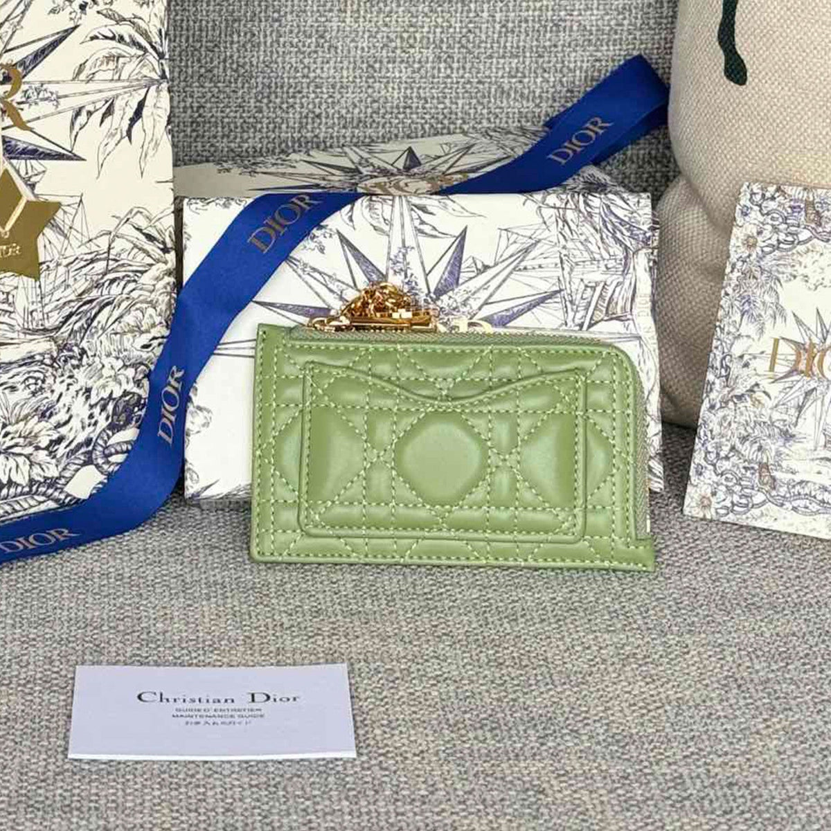 Dior Lady Dior Cosmos Zipped Card Holder Women's Fashion Temperament Logo Solid Colour Metal Decoration Card Case Card Holder Bag Bags S0965ONMJ  #81143